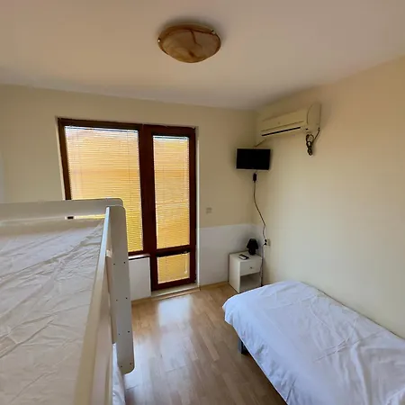 Ваканционна къща - Uzundzha *